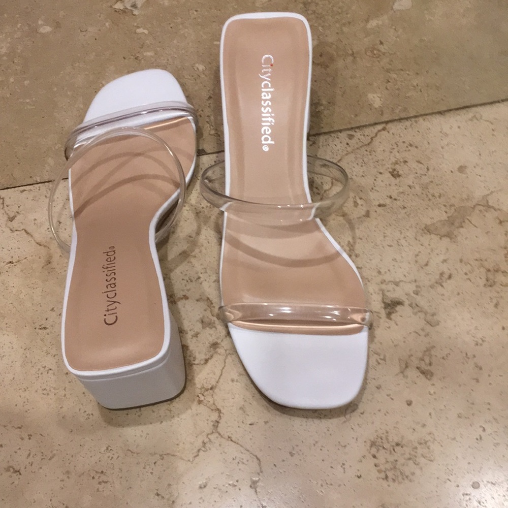NWOB clear strap mules 7